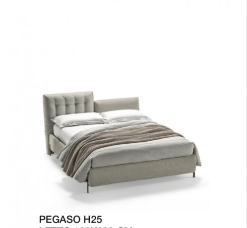 Кровать PEGASO от Rossini